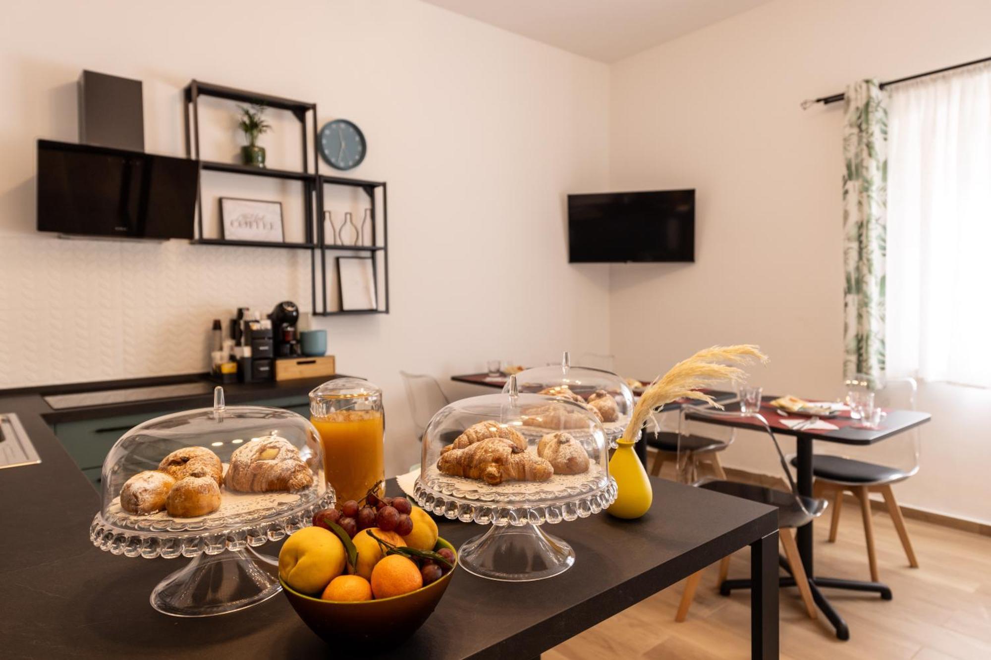 Armony Luxury Suites Κατάνια Εξωτερικό φωτογραφία